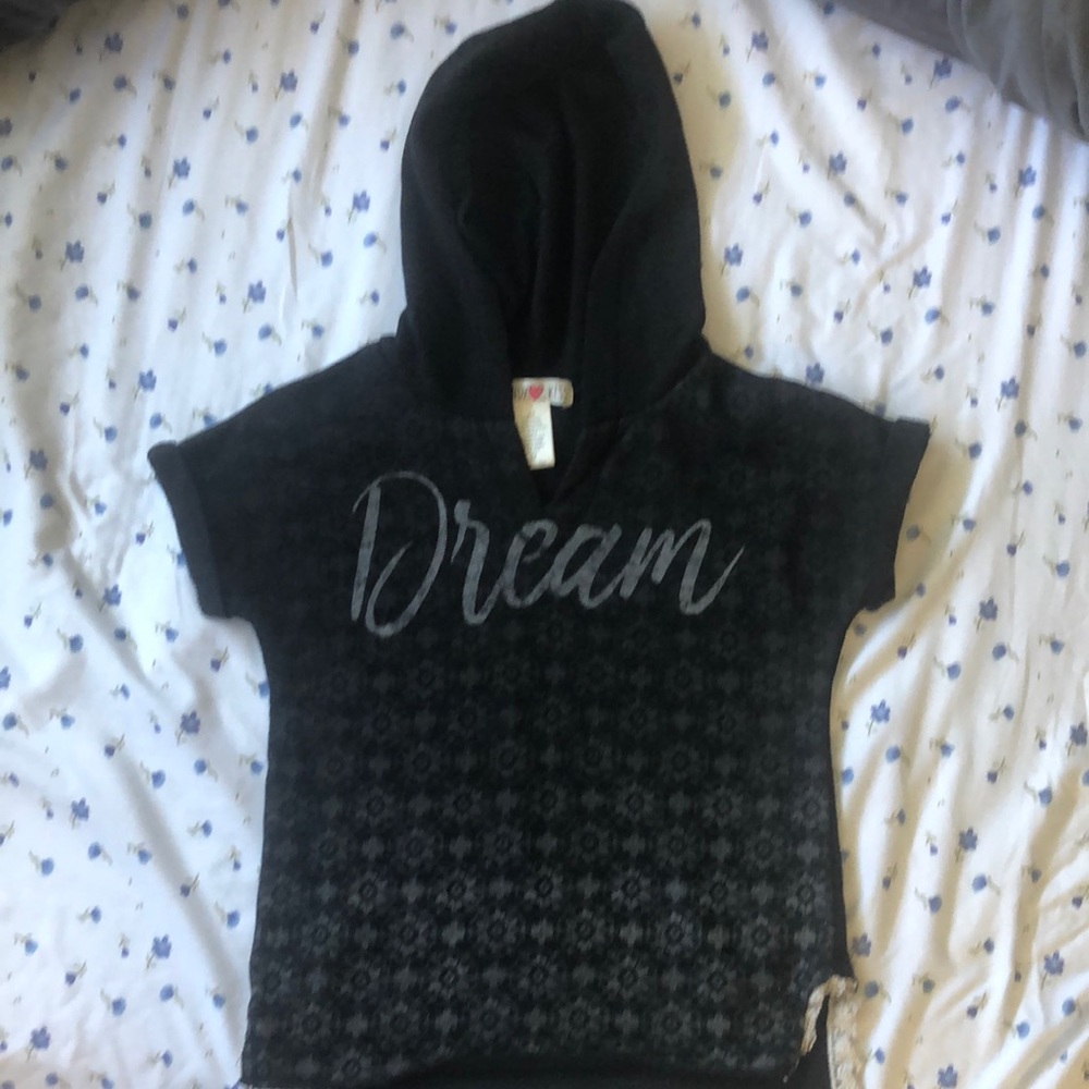 Adorable girls short sleeve hoodie